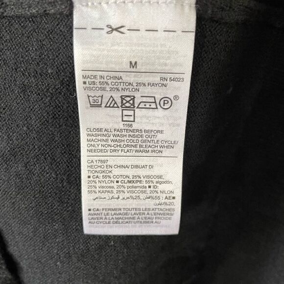 Old Navy Women’s Cardigan Sweater Black Long Sleeve Light Weight Size Medium - Picture 6 of 8